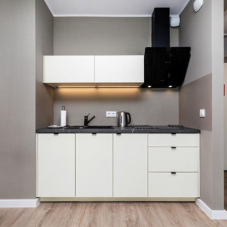 Modern City Center Apartments By Noclegi Renters بوزنان المظهر الخارجي الصورة