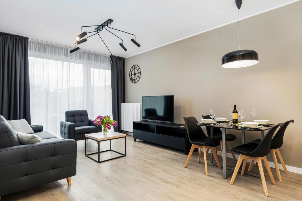 Modern City Center Apartments By Noclegi Renters بوزنان المظهر الخارجي الصورة