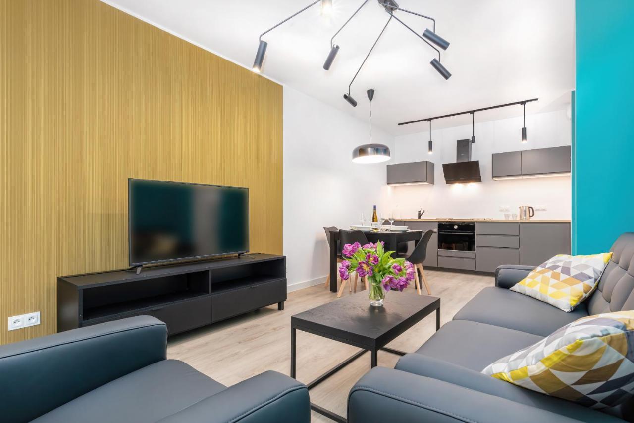 Modern City Center Apartments By Noclegi Renters بوزنان المظهر الخارجي الصورة