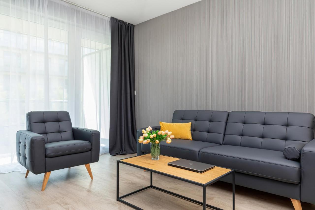 Modern City Center Apartments By Noclegi Renters بوزنان المظهر الخارجي الصورة