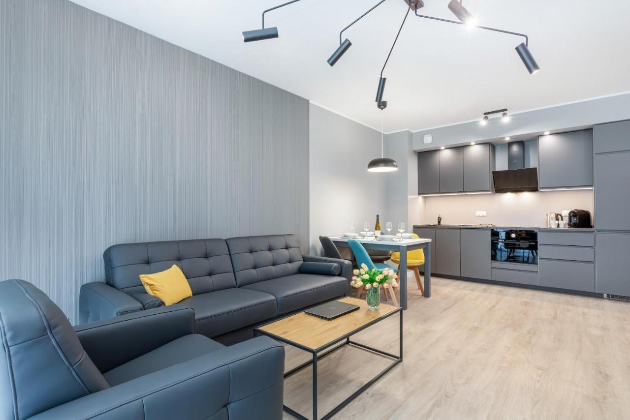 Modern City Center Apartments By Noclegi Renters بوزنان المظهر الخارجي الصورة