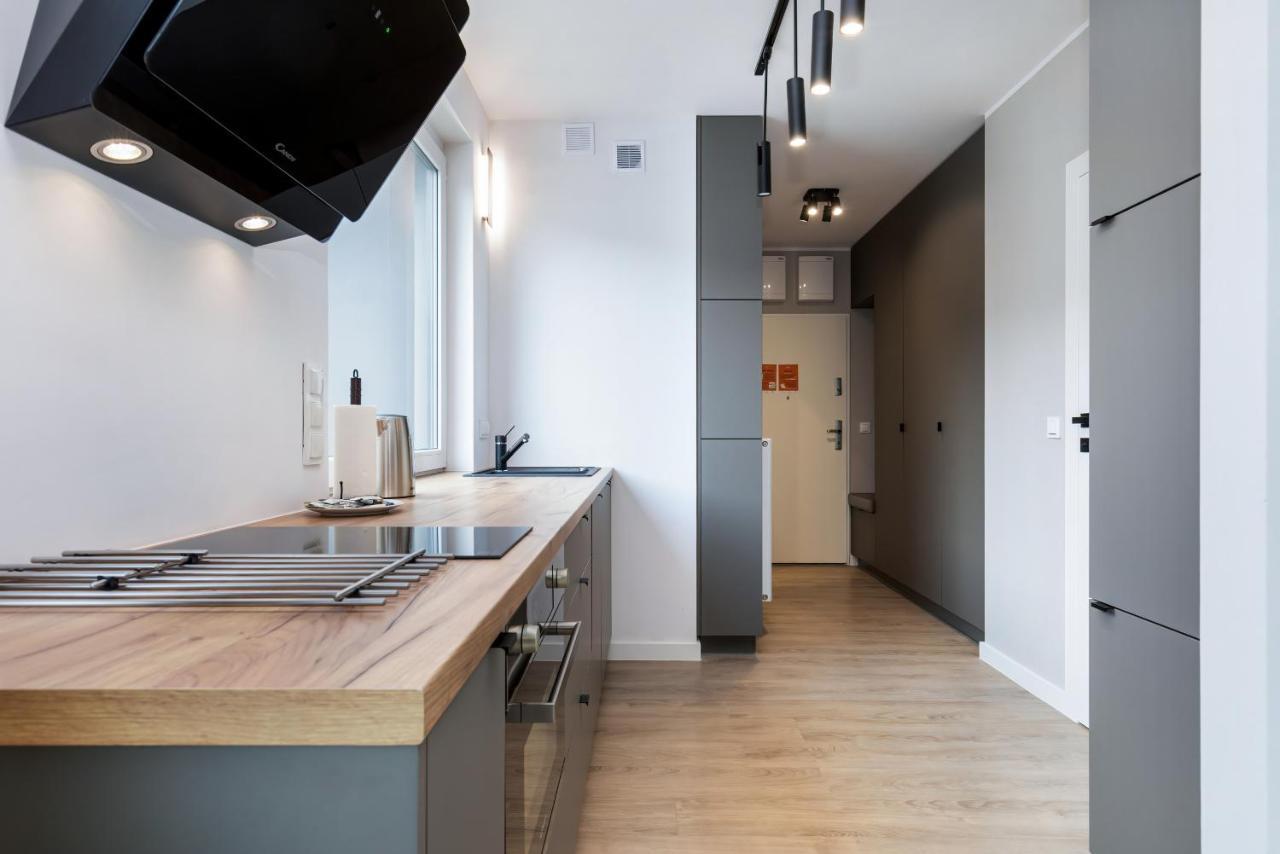 Modern City Center Apartments By Noclegi Renters بوزنان المظهر الخارجي الصورة