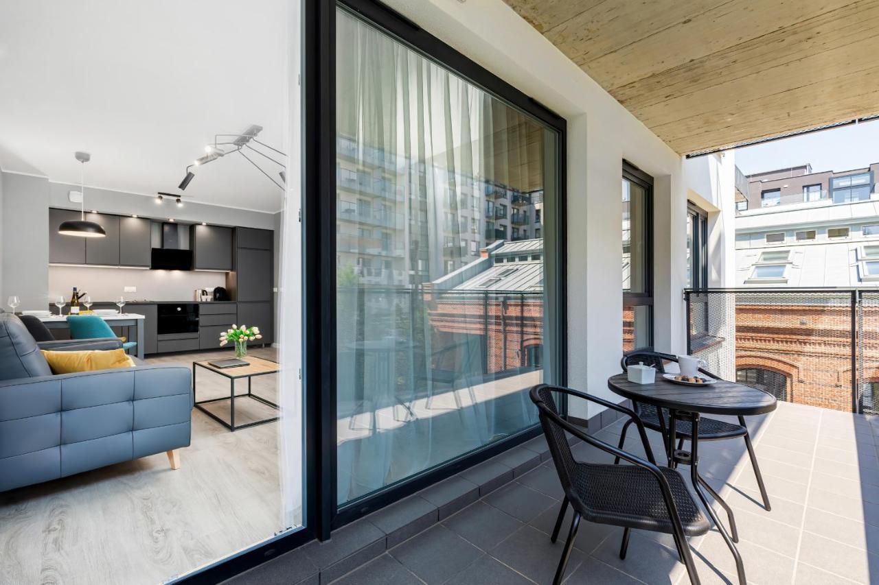 Modern City Center Apartments By Noclegi Renters بوزنان المظهر الخارجي الصورة
