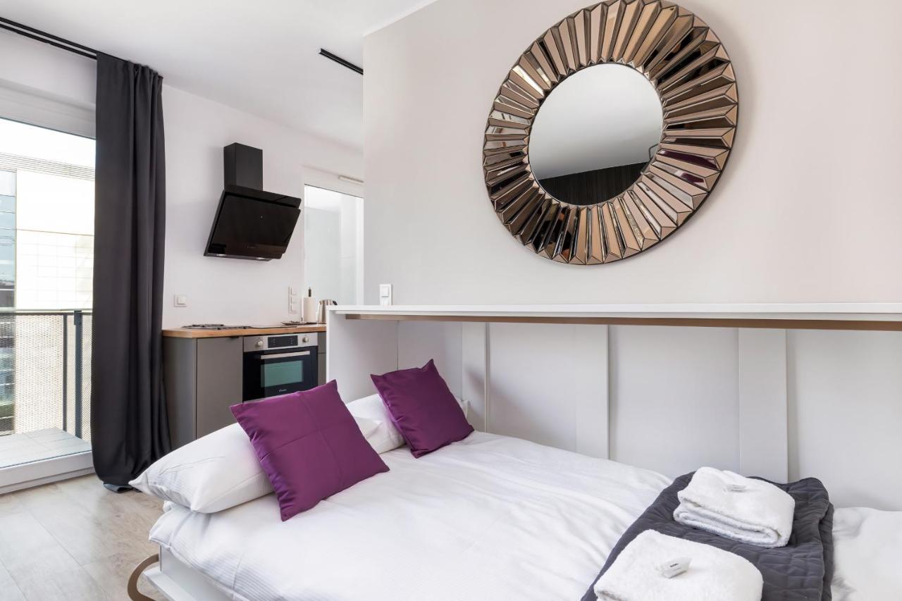 Modern City Center Apartments By Noclegi Renters بوزنان المظهر الخارجي الصورة