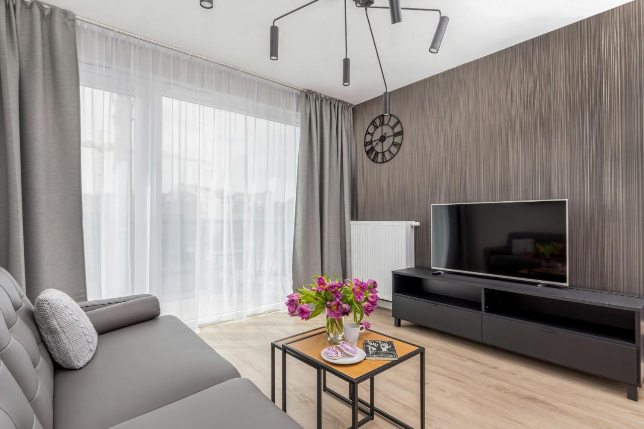 Modern City Center Apartments By Noclegi Renters بوزنان المظهر الخارجي الصورة