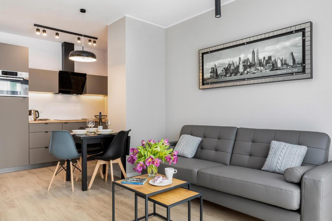 Modern City Center Apartments By Noclegi Renters بوزنان المظهر الخارجي الصورة